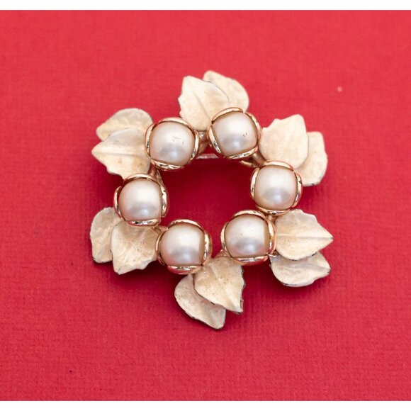 Vintage Floral Circlet Brooch - F27 - Picture 1 of 2